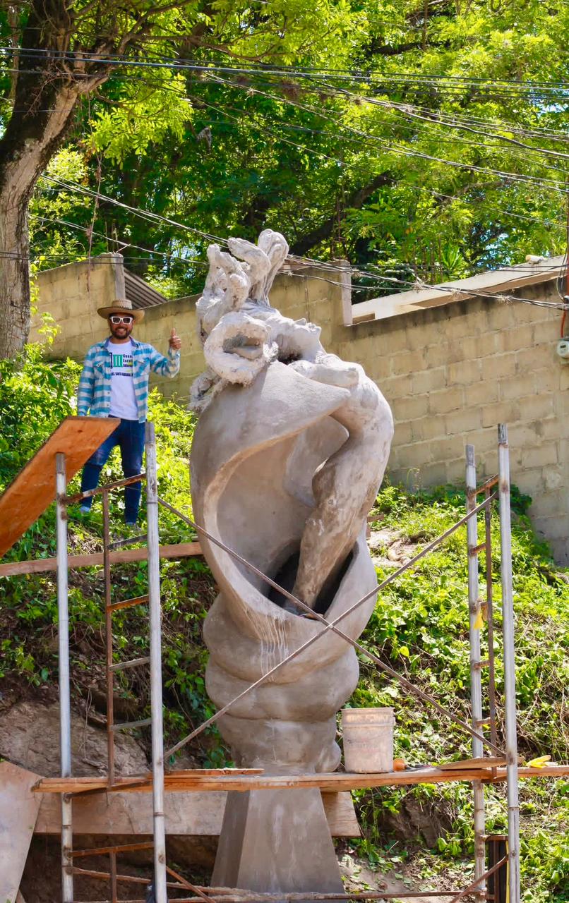 Escultura 37